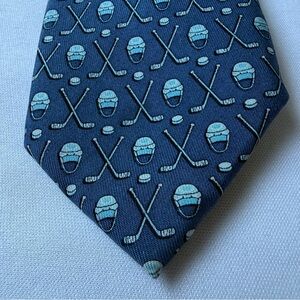Vineyard Vines Blue Ice Hockey 100% Silk Tie